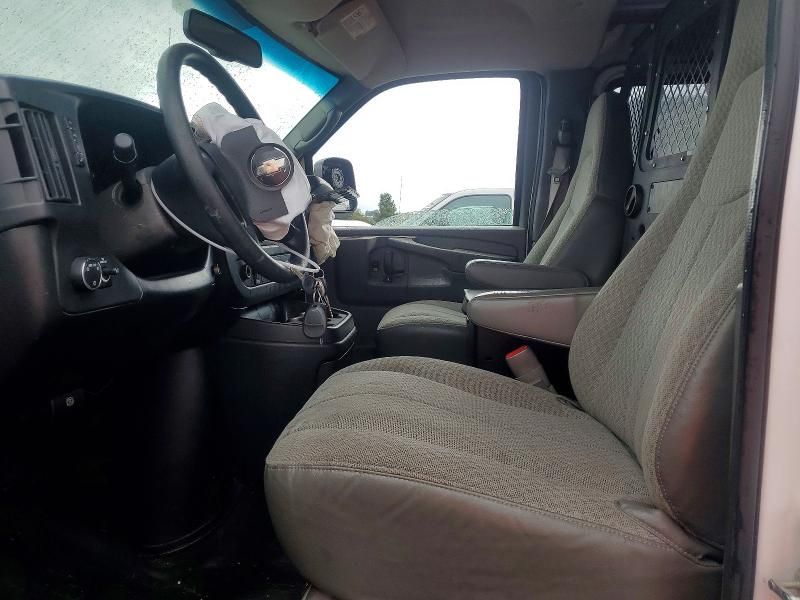 2009 Chevrolet Express 2500 Utility / Service van