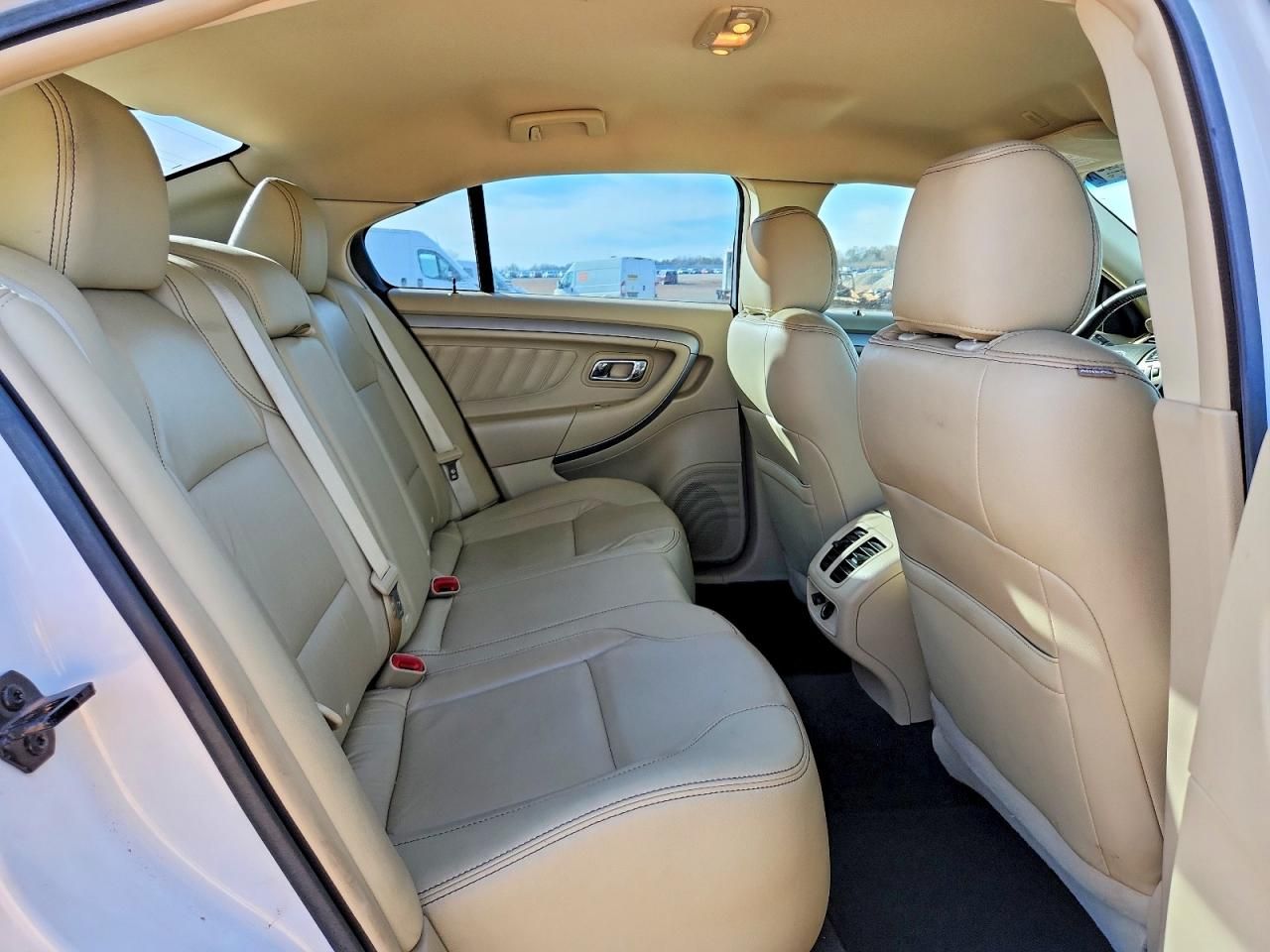 2017 Ford Taurus sel