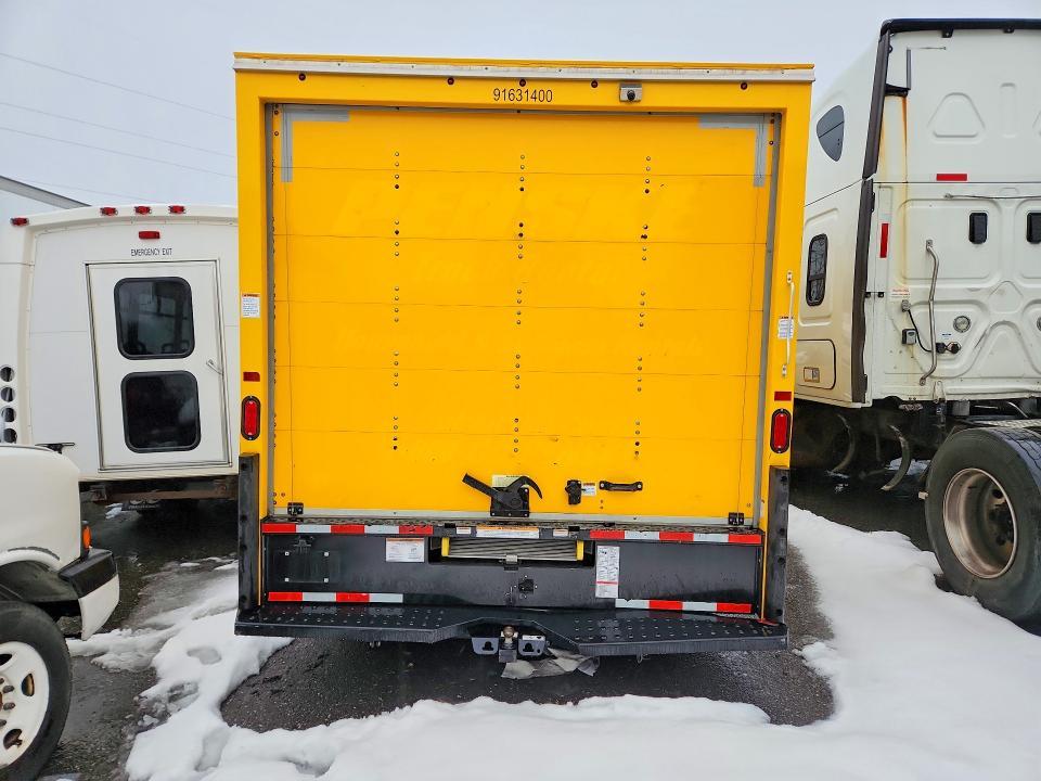 2024 Ford E350 box Truck