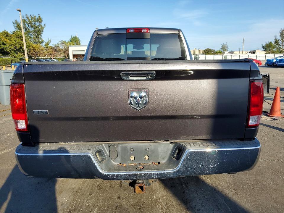 2015 Dodge RAM 1500 SLT