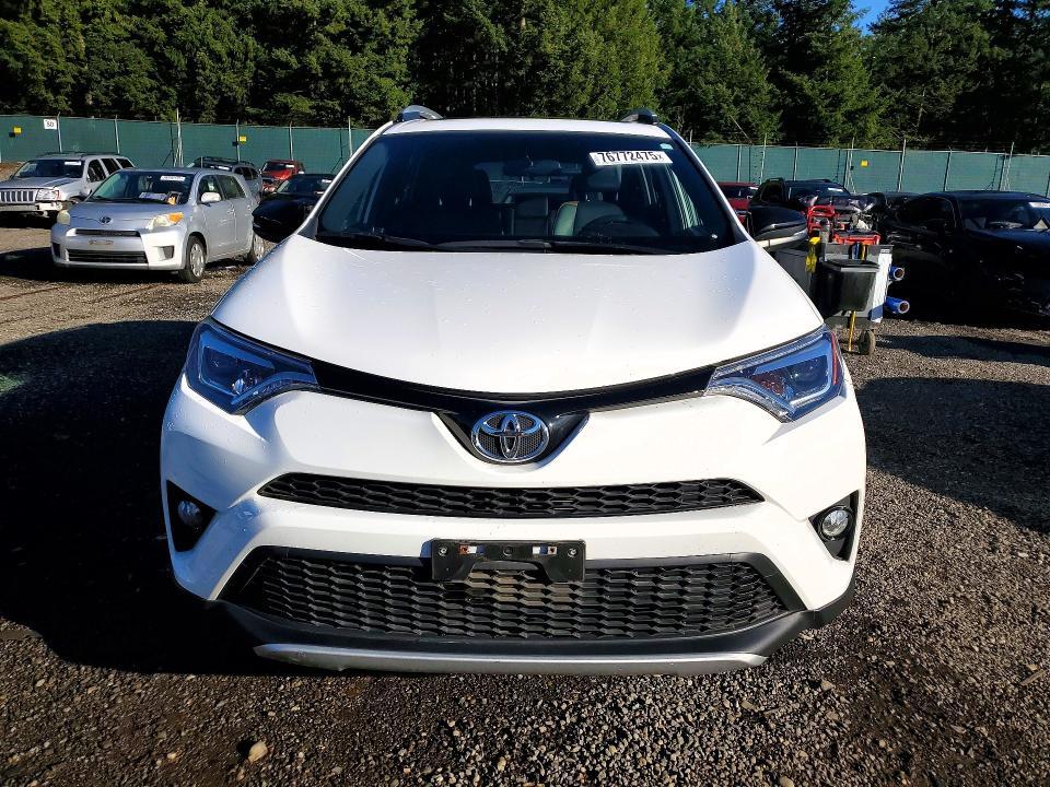2016 Toyota Rav4 se