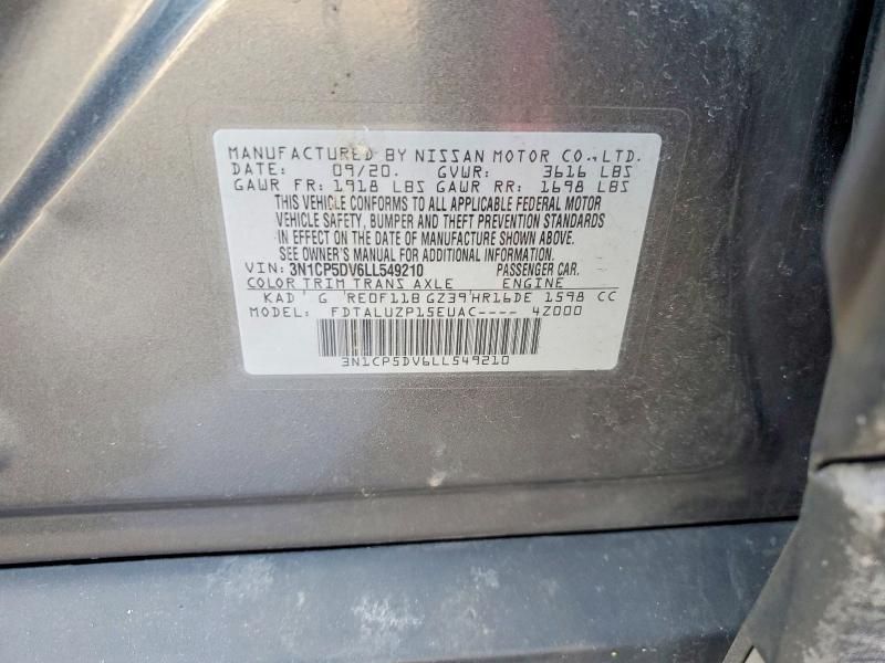 2020 Nissan Kicks sr