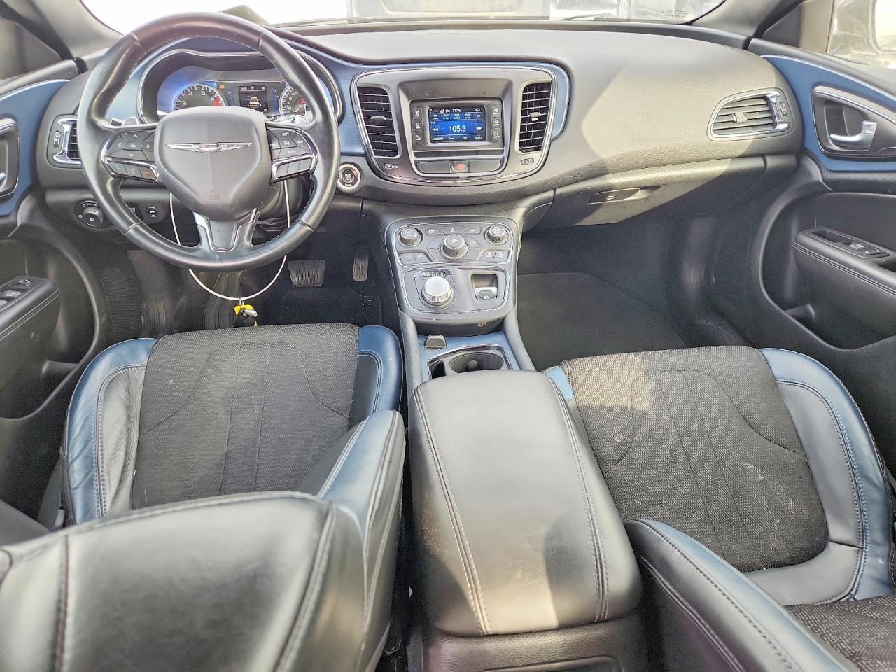 2016 Chrysler 200 s