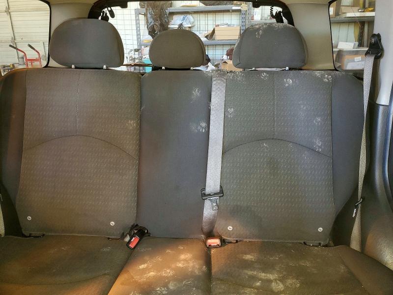 2005 Mazda Tribute i