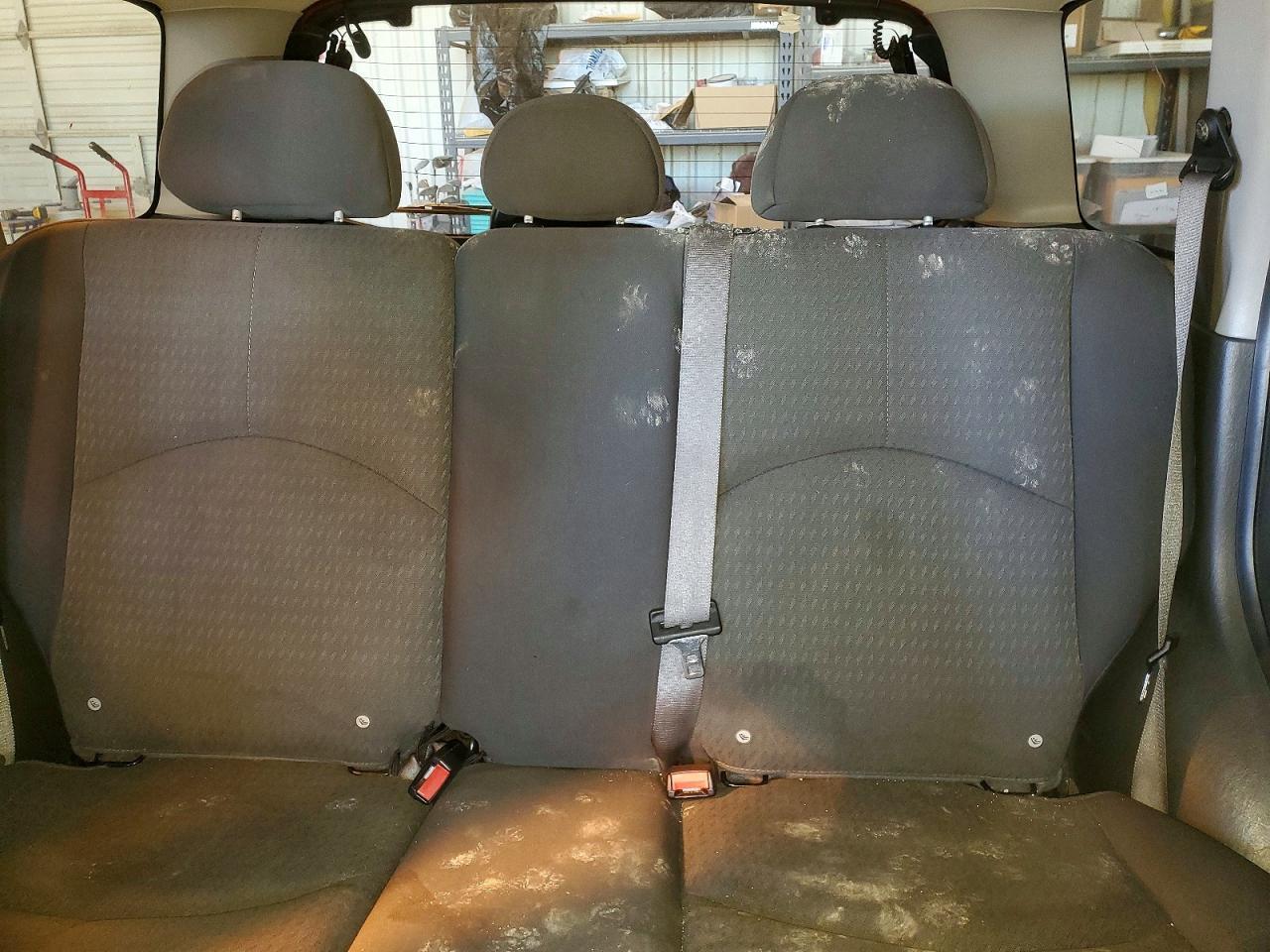 2005 Mazda Tribute i