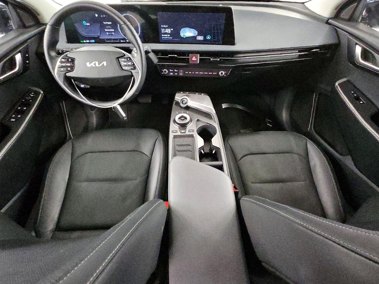 2024 KIA EV6 Light