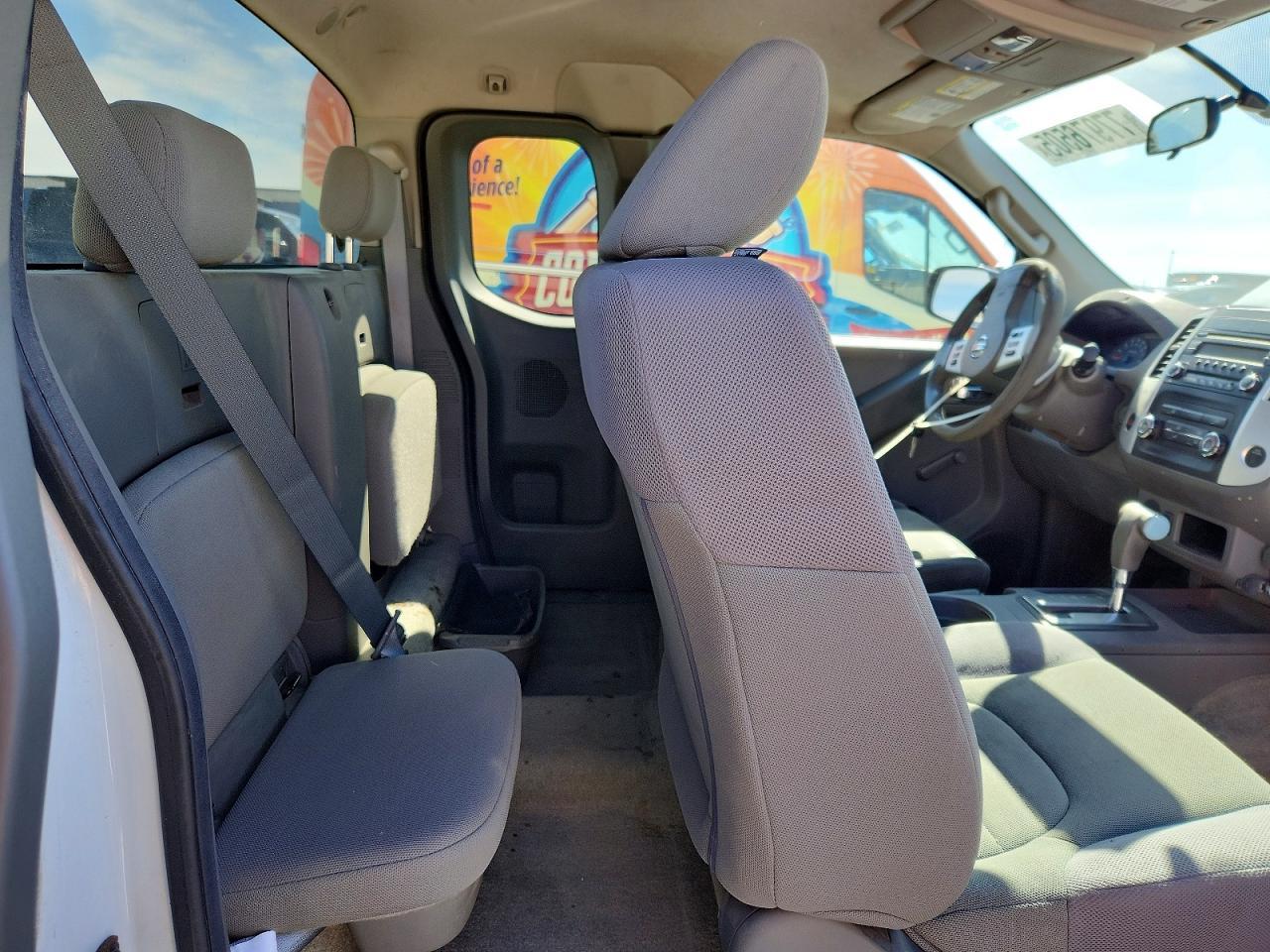 2015 Nissan Frontier s