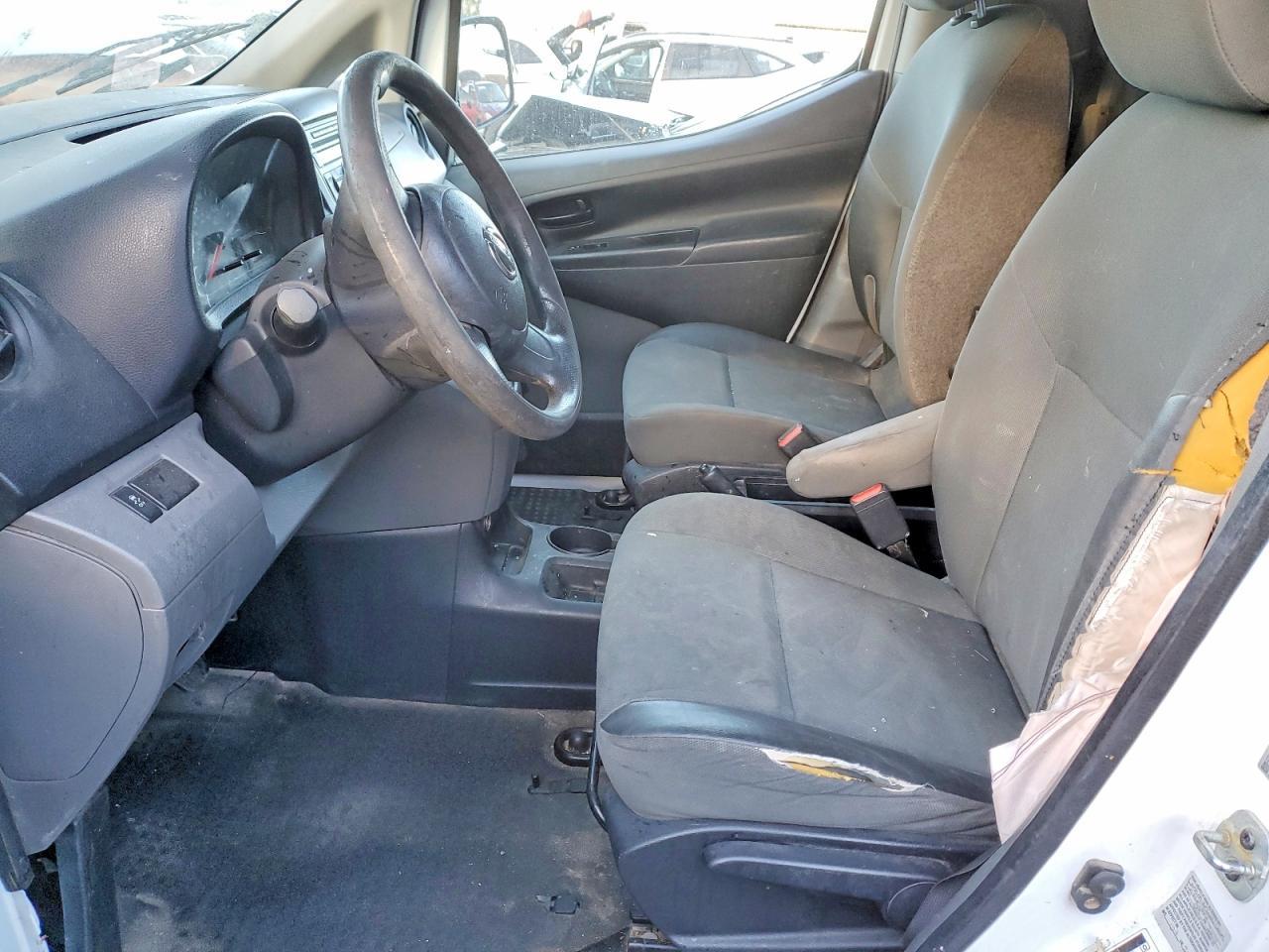 2017 Nissan NV200 Utility / Service Van