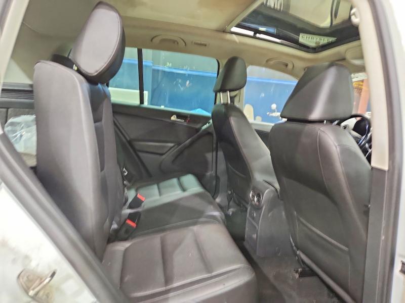 2016 Volkswagen Tiguan s