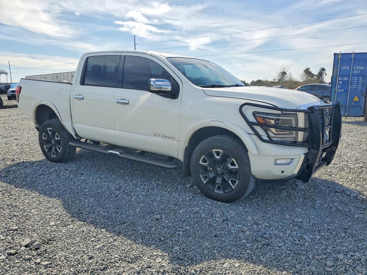 2023 Nissan Titan Platinum Reserve