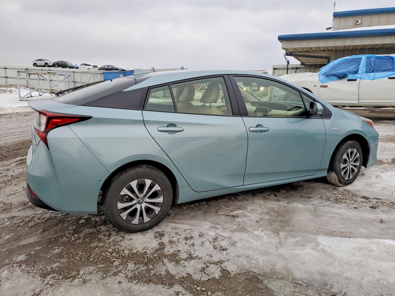 2020 Toyota Prius le