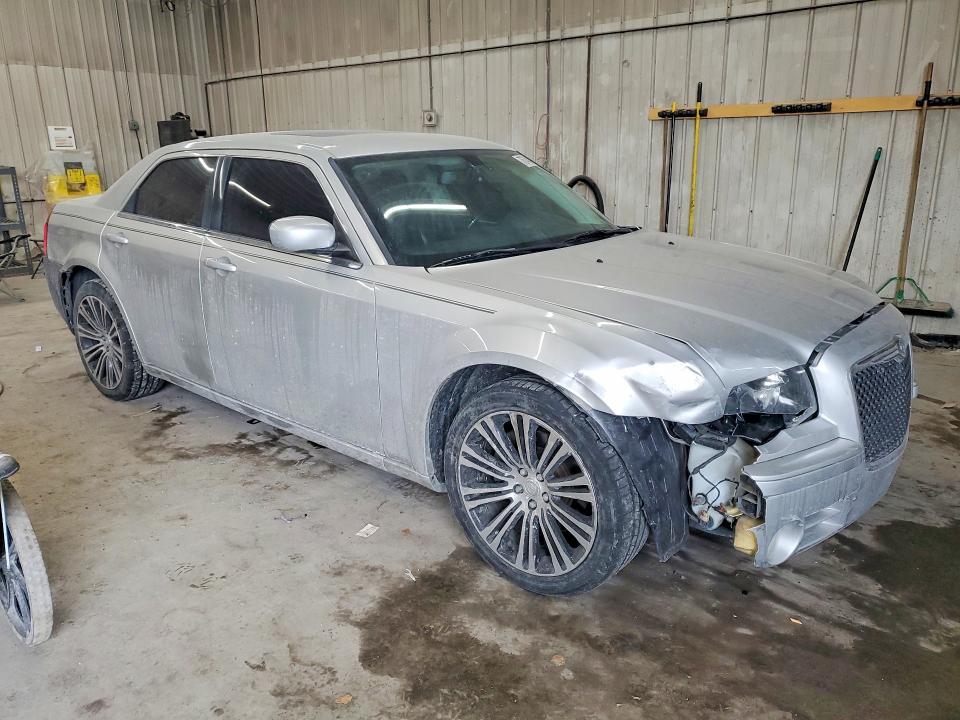 2010 Chrysler 300 s