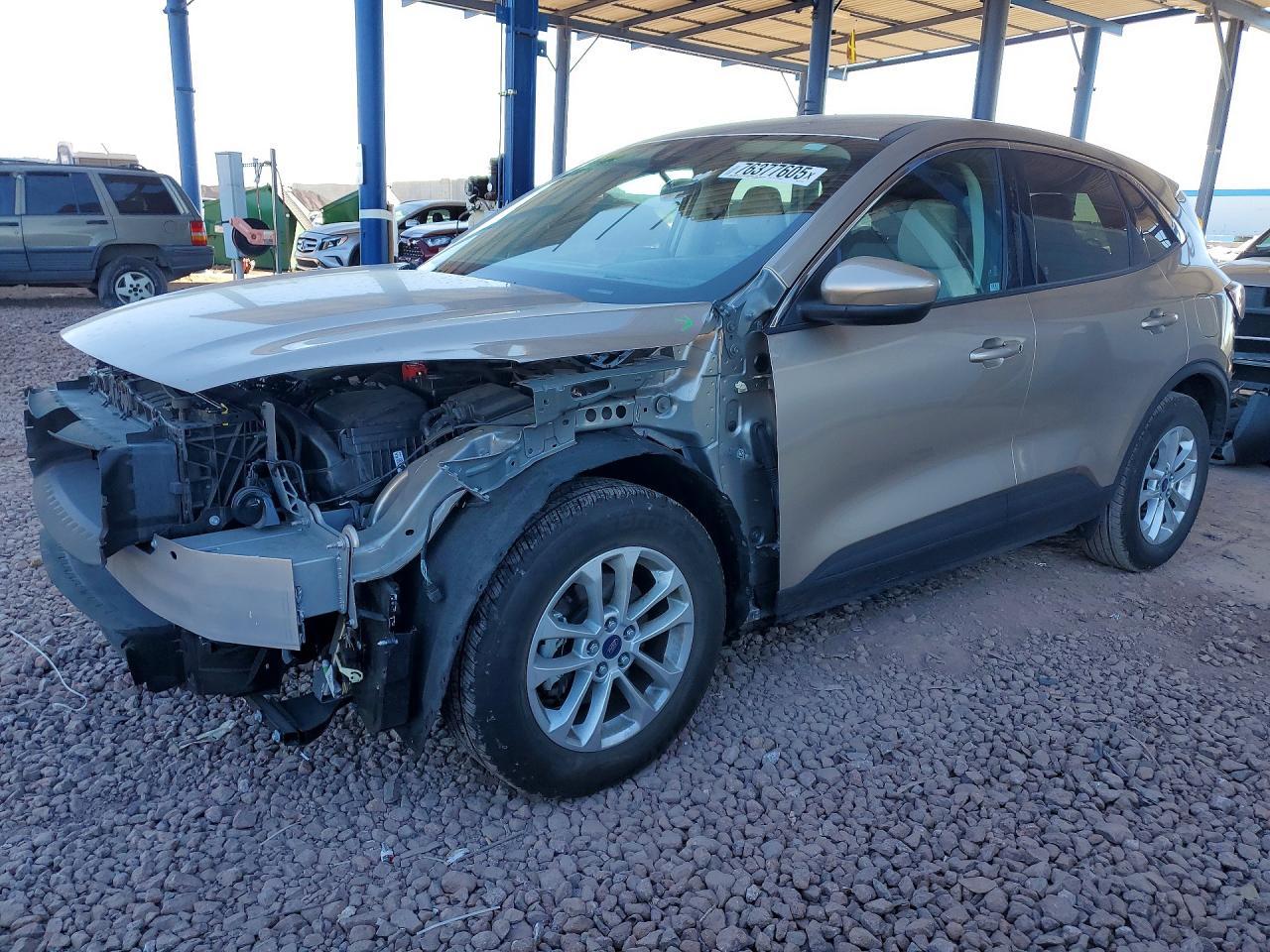 2020 Ford Escape se