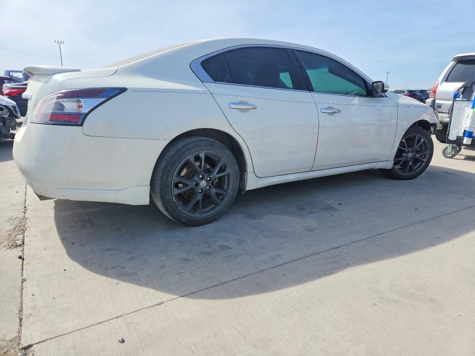 2014 Nissan Maxima