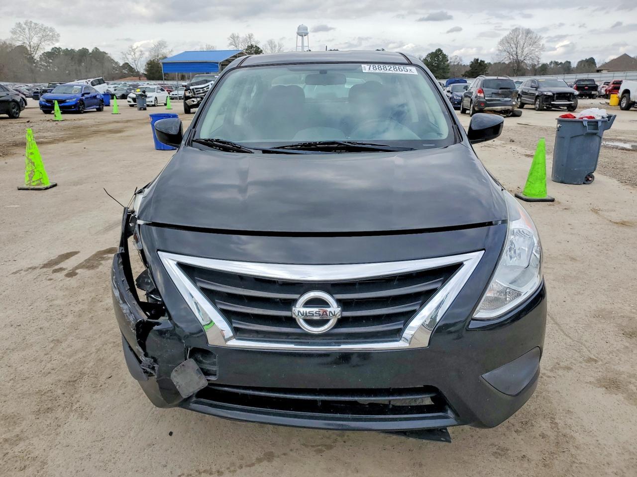2017 Nissan Versa 1.6 s