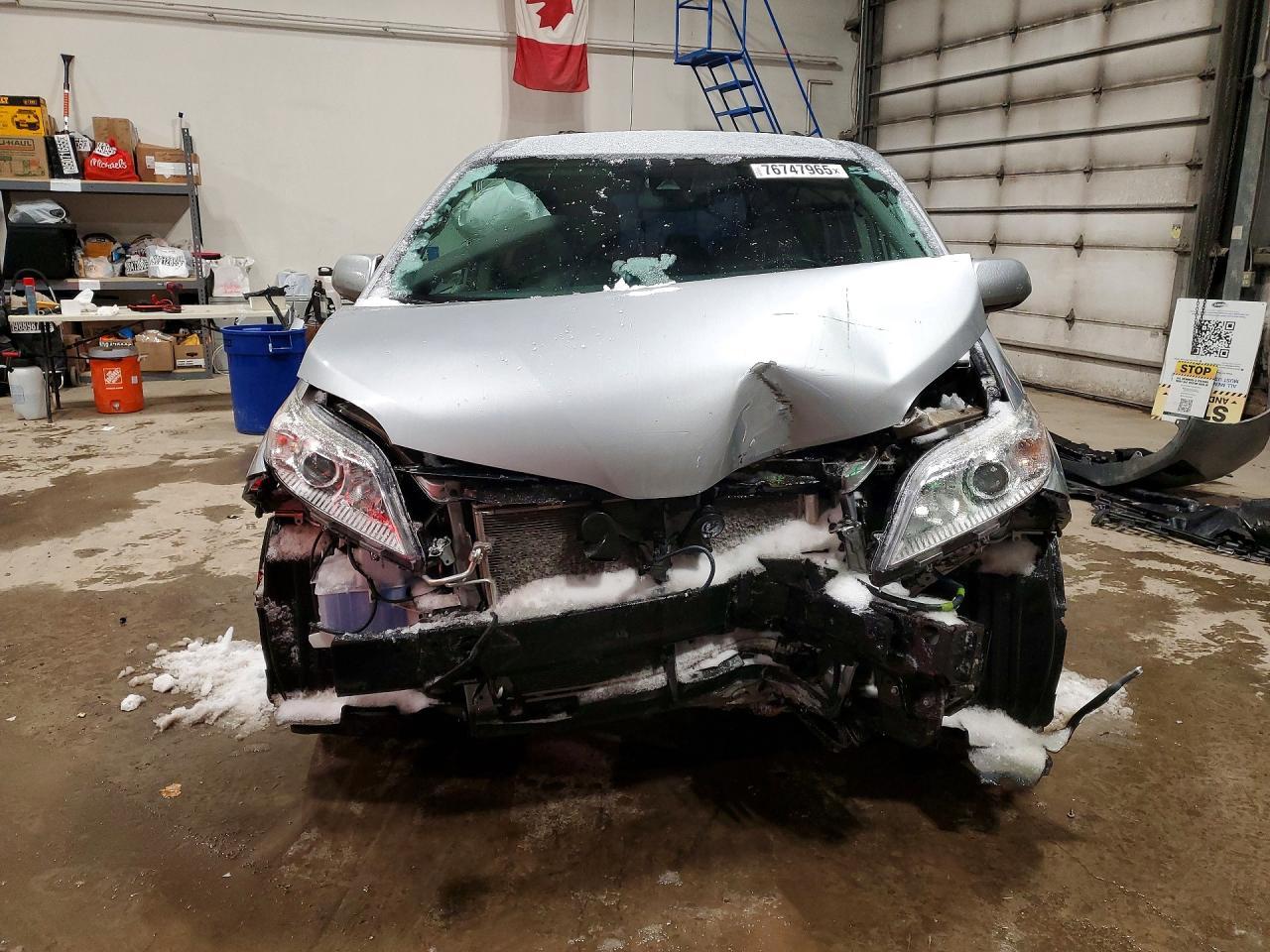 2019 Toyota Sienna le