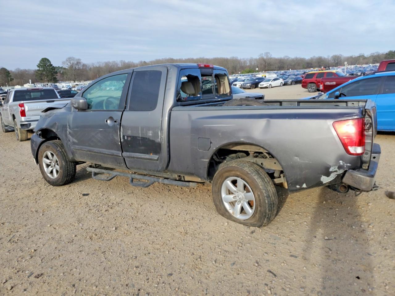 2008 Niss Titan xe ffv