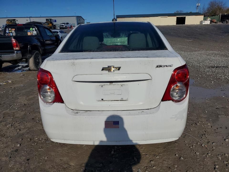 2015 Chevrolet Sonic ls