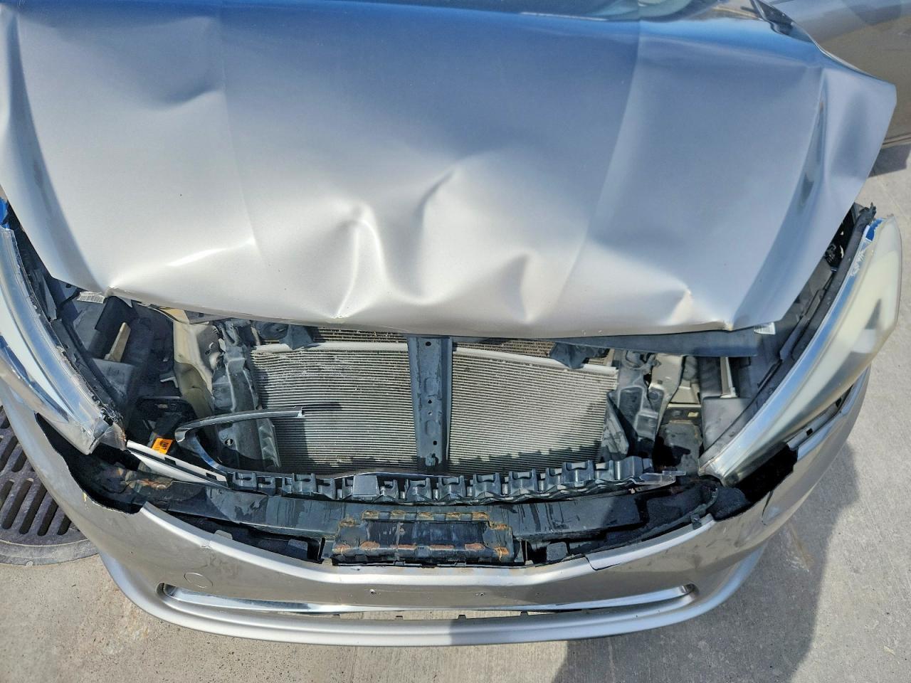 2014 KIA Cadenza Premium