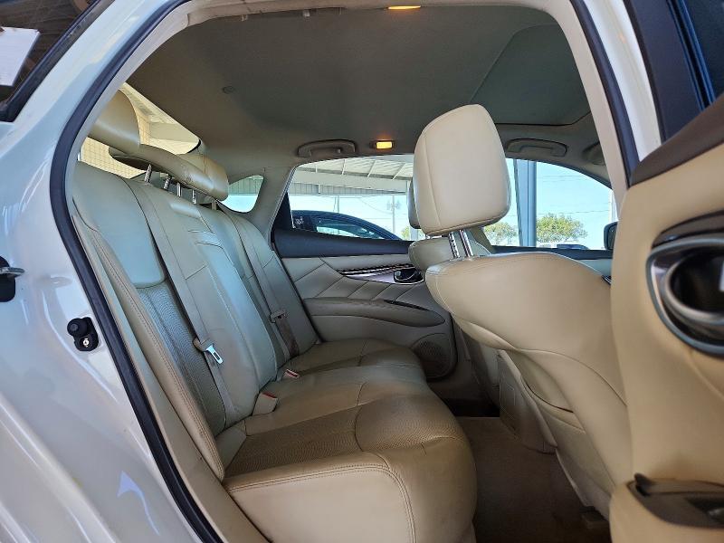2012 Infiniti M35h