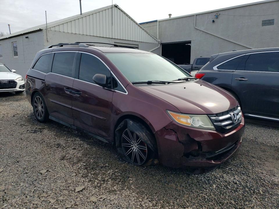 2014 Honda Odyssey lx