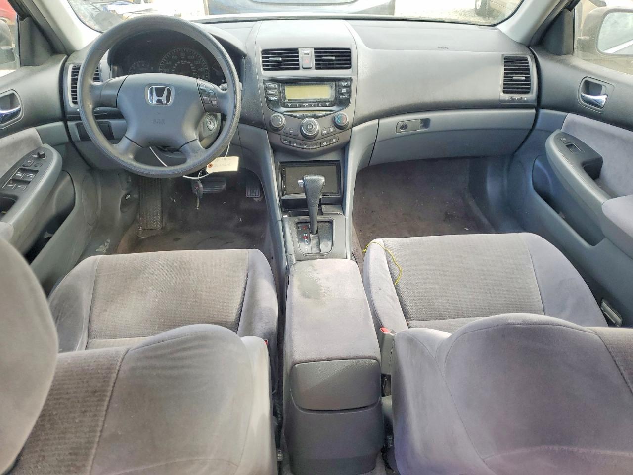 2004 Honda Accord lx