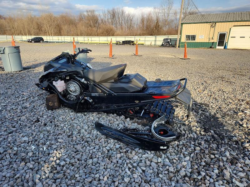 2024 Skidoo MX Z 600