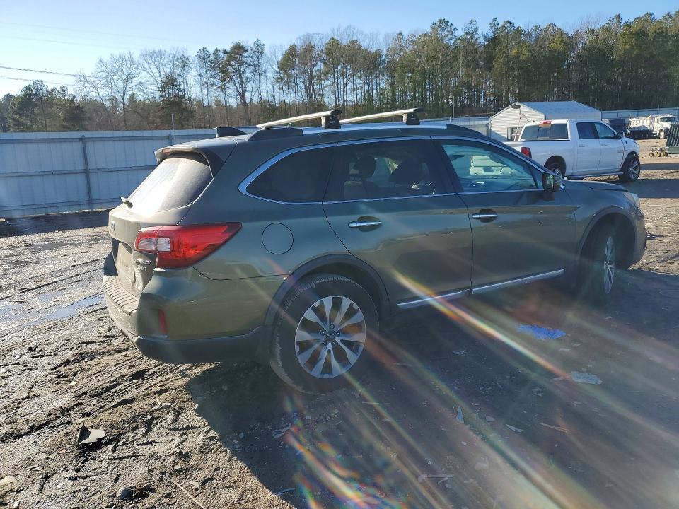 2017 Subaru Outback Touring