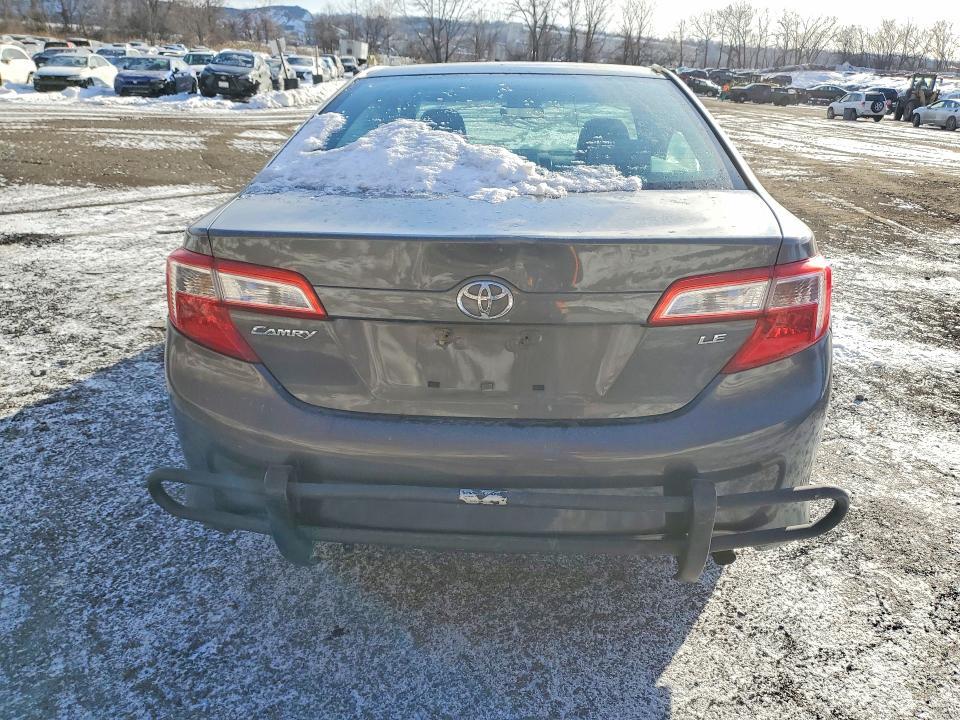 2012 Toyota Camry le