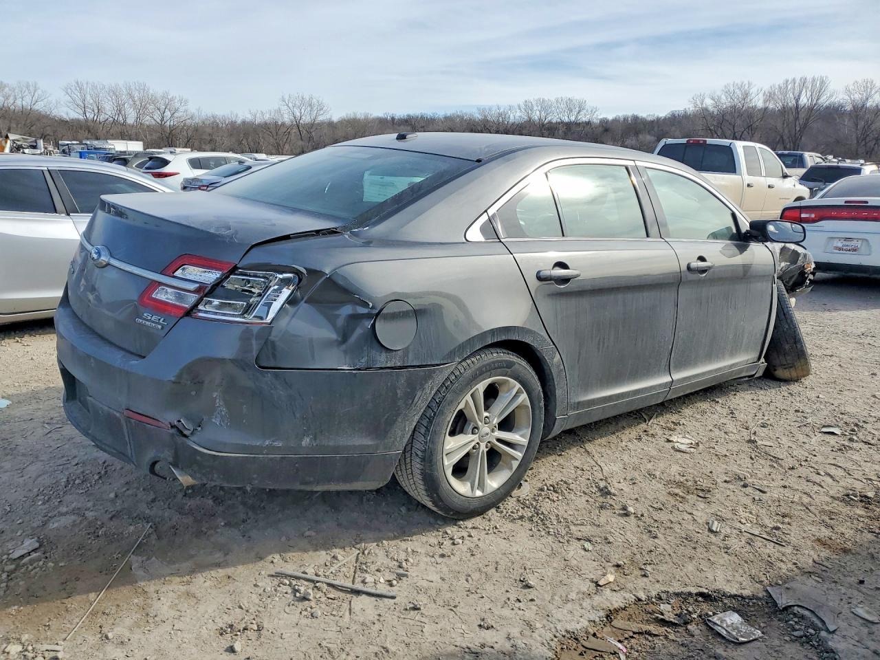 2018 Ford Taurus sel