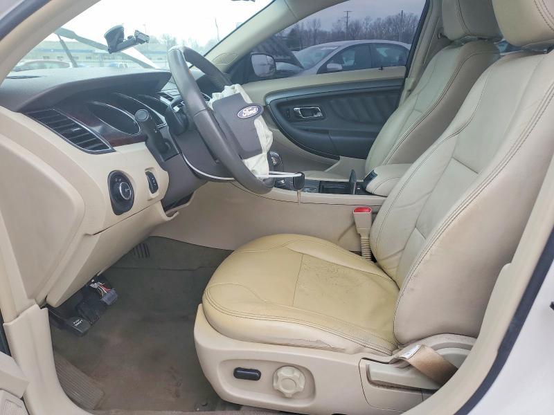 2011 Ford Taurus sel