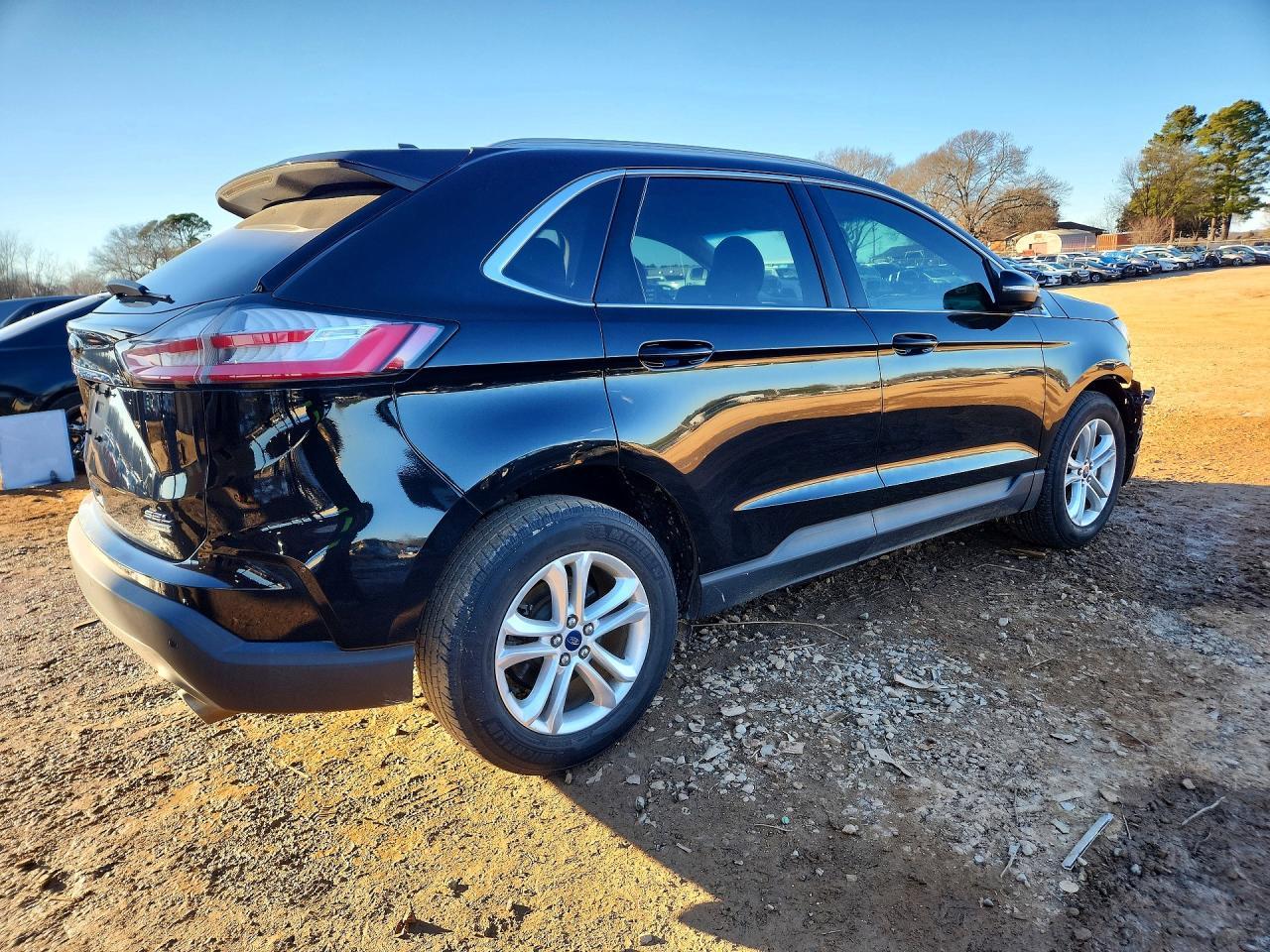 2019 Ford Edge sel