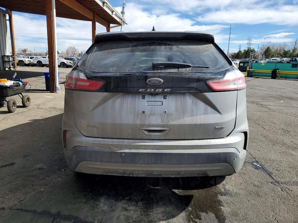 2021 Ford Edge sel