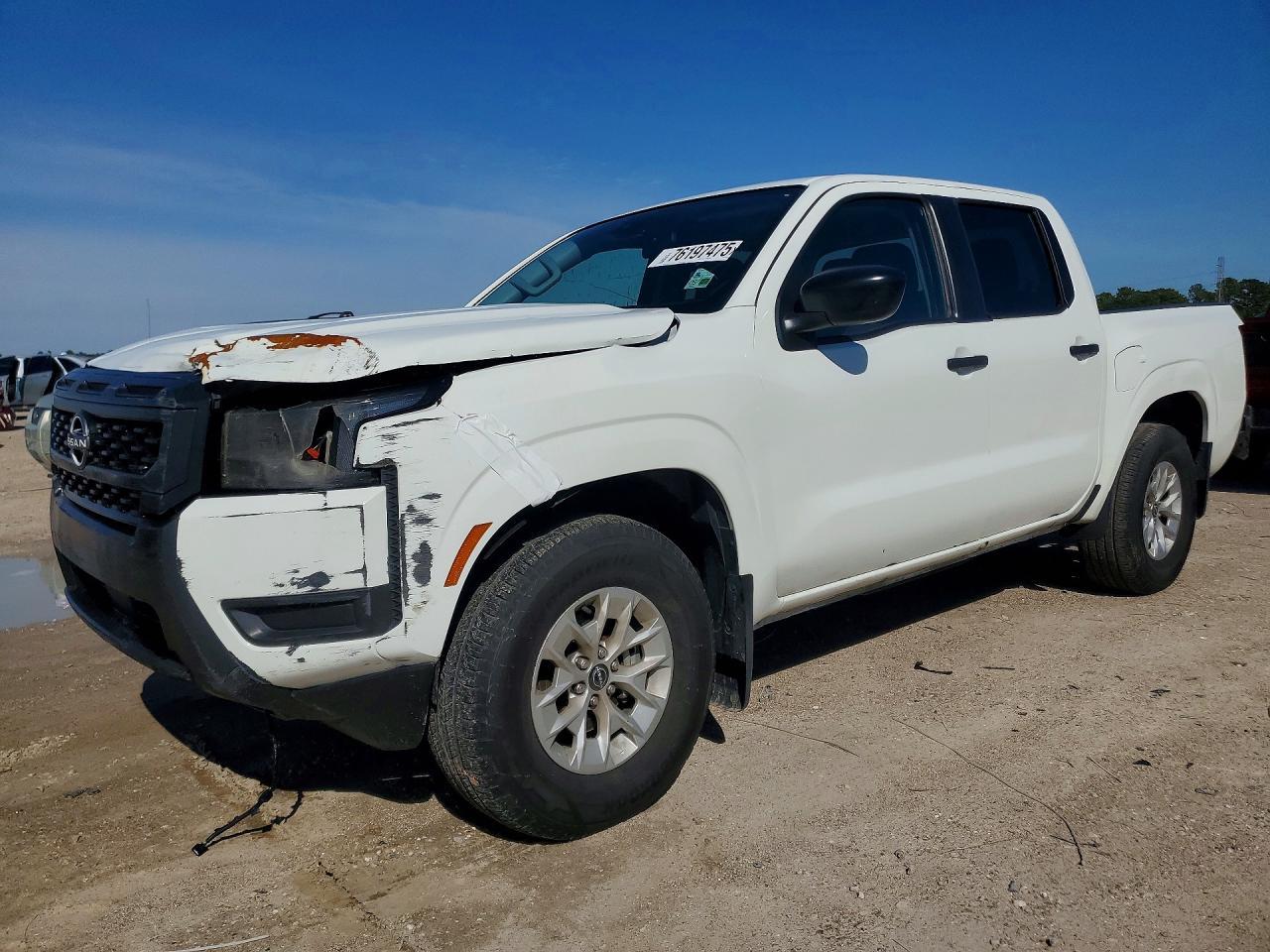 2025 Nissan Frontier s