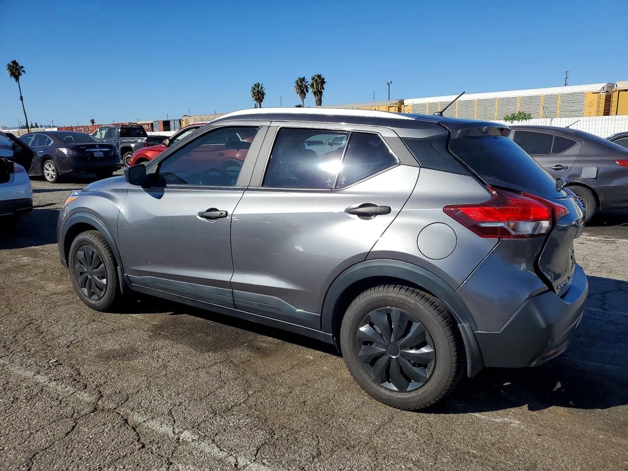 2018 Nissan Kicks s