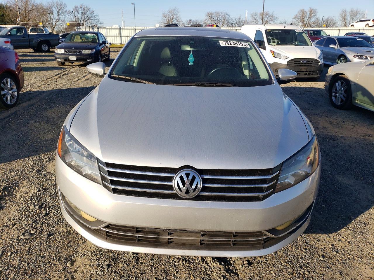 2012 Volkswagen Passat sel