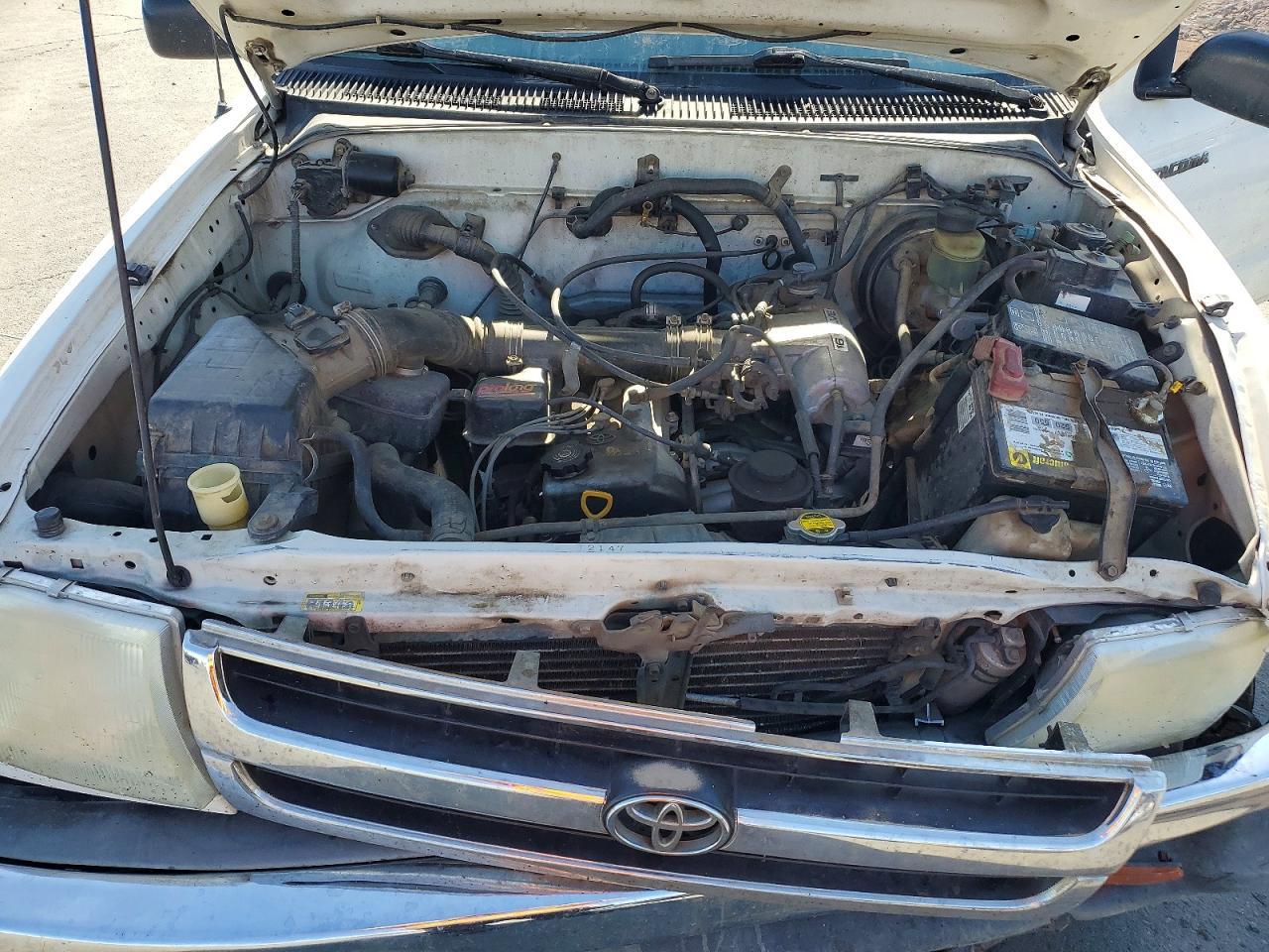 1999 Toyota Tacoma Base