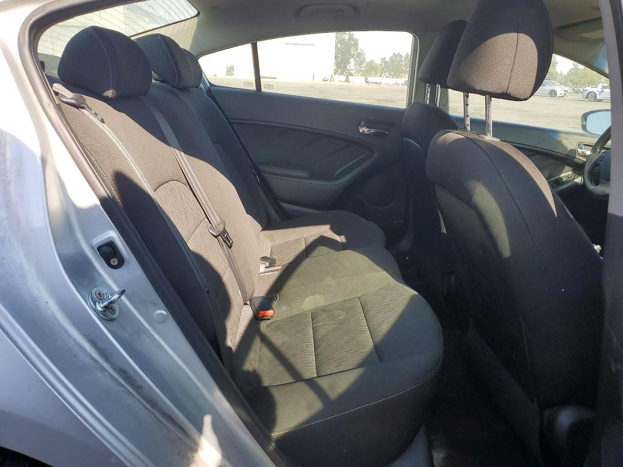 2016 KIA Forte lx