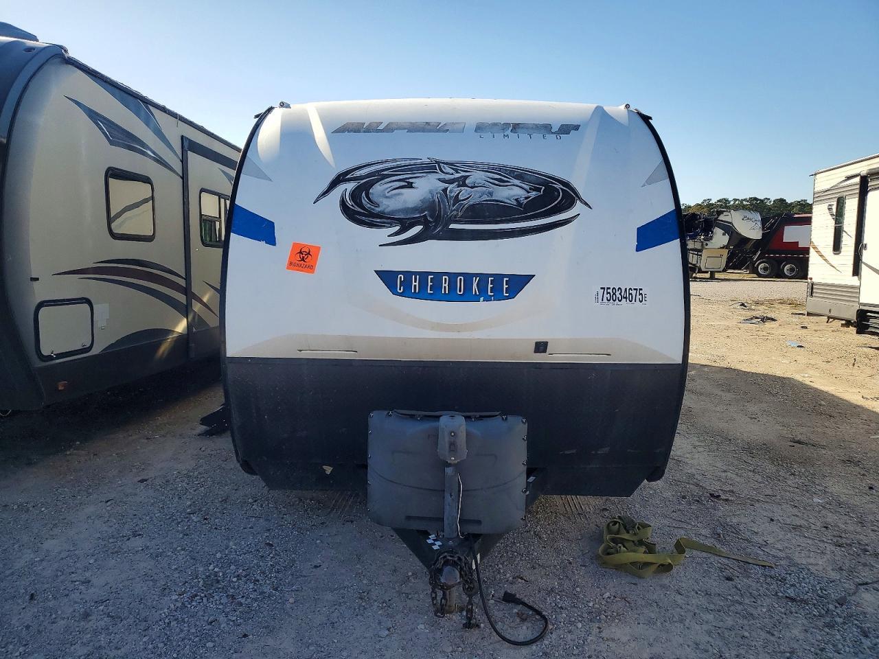 2019 Trailers Cherokee Alpha