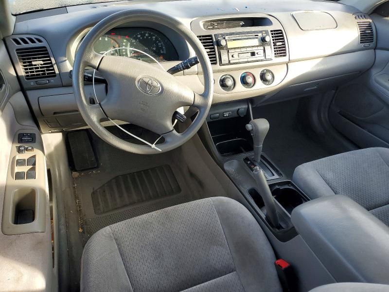 2002 Toyota Camry le
