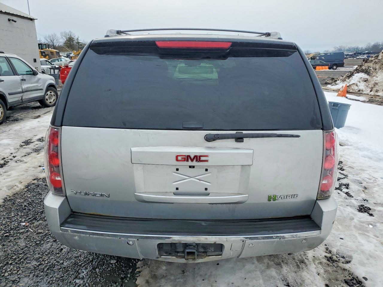 2013 GMC Yukon Denali Hybrid