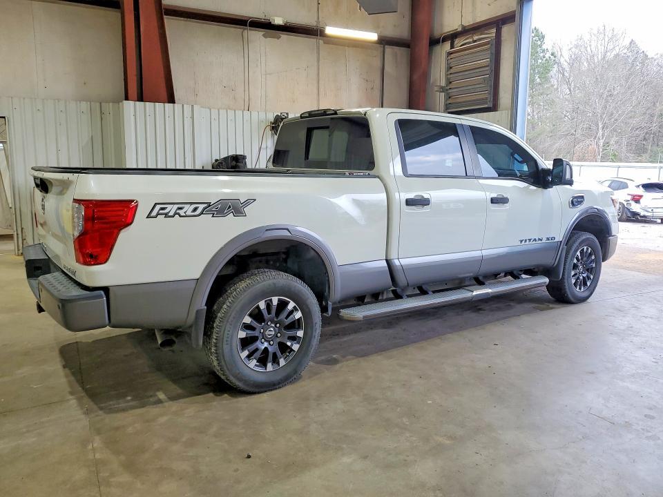 2018 Nissan Titan XD PRO-4X