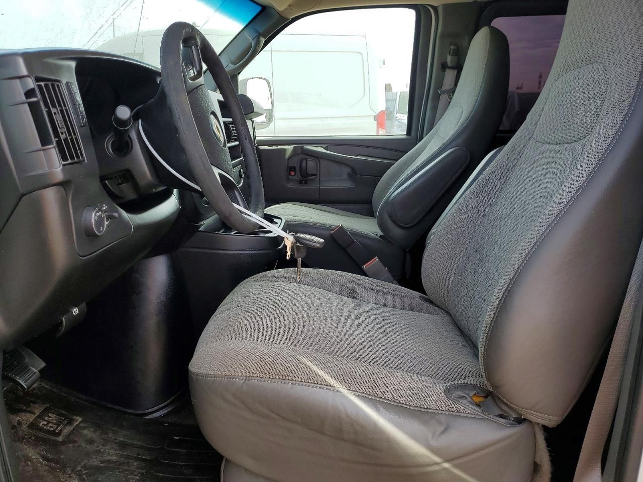 2015 Chevrolet Express G3500 LT