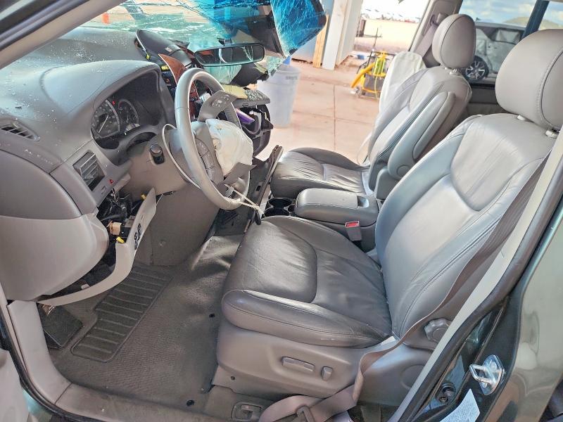 2004 Toyota Sienna xle