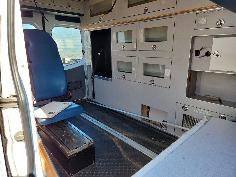 2015 Mercedes-Benz Sprinter 2500