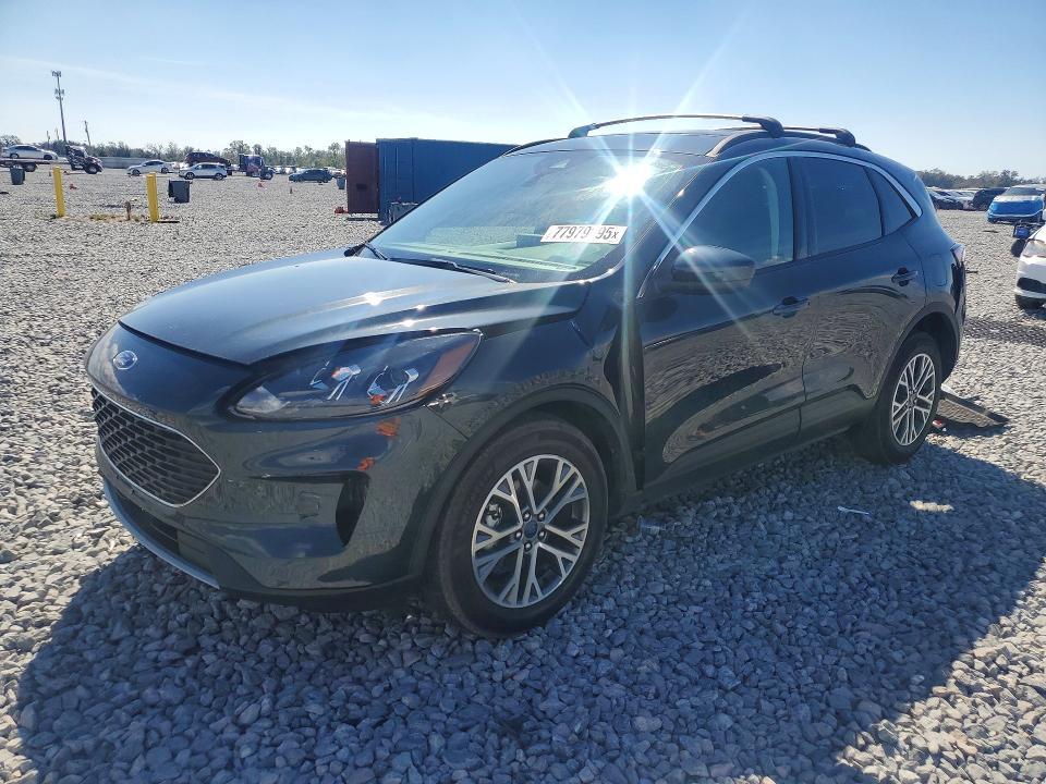 2022 Ford Escape sel