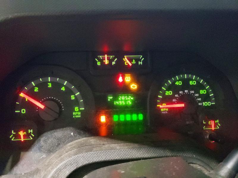 2014 Ford E350 van With Bucket Lift