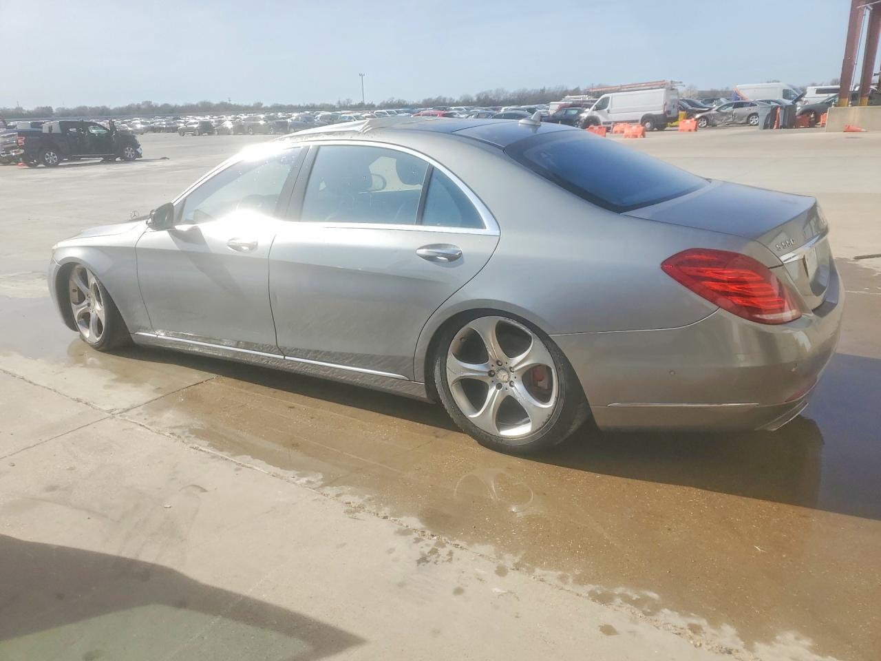 2015 Mercedes-Benz S 550