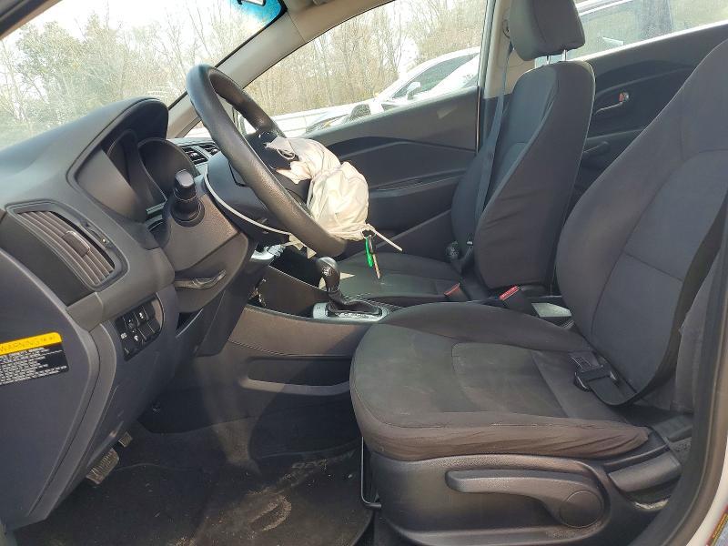 2015 KIA Rio lx