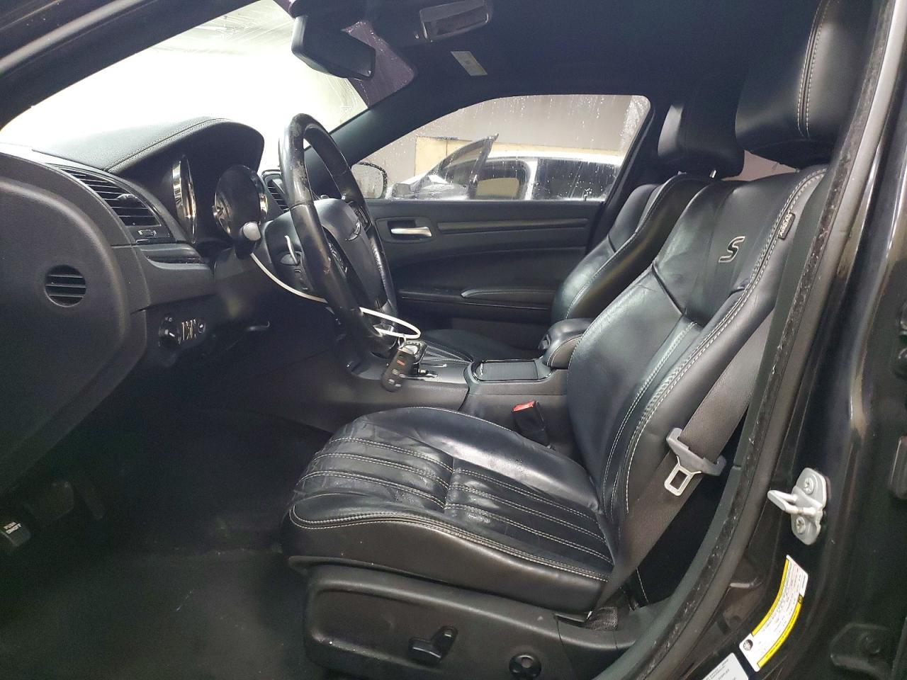 2014 Chrysler 300 s